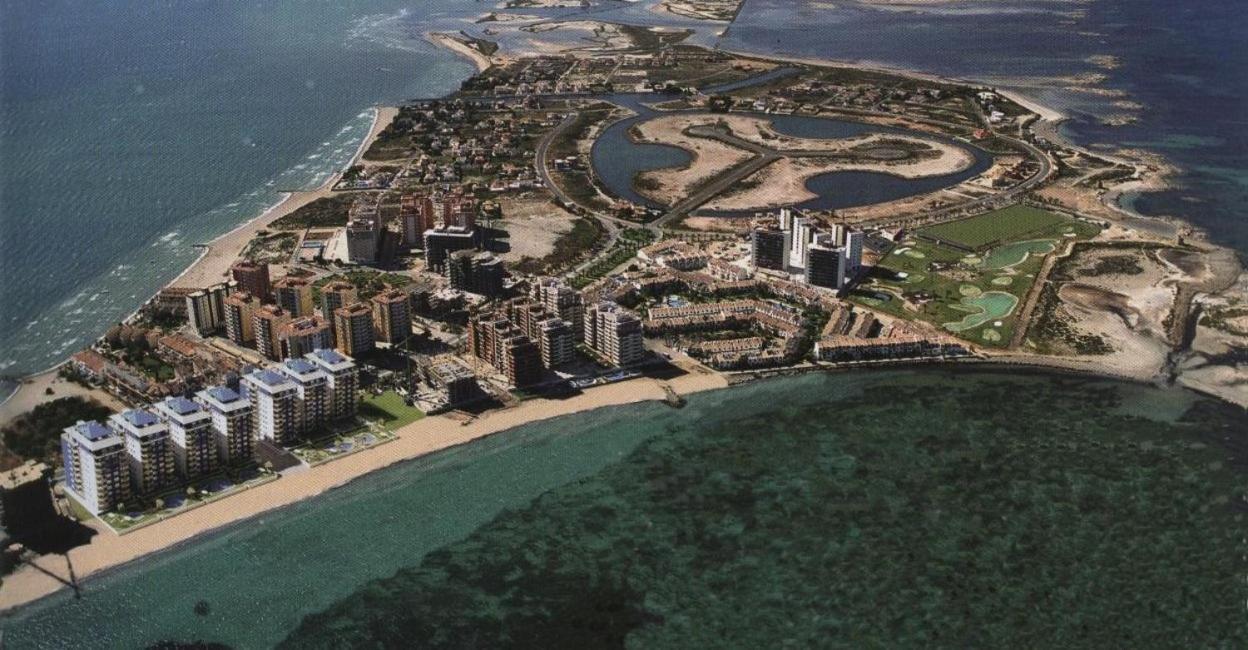 Apartamentos Punta Cormoran 라망가델마르메노 외부 사진