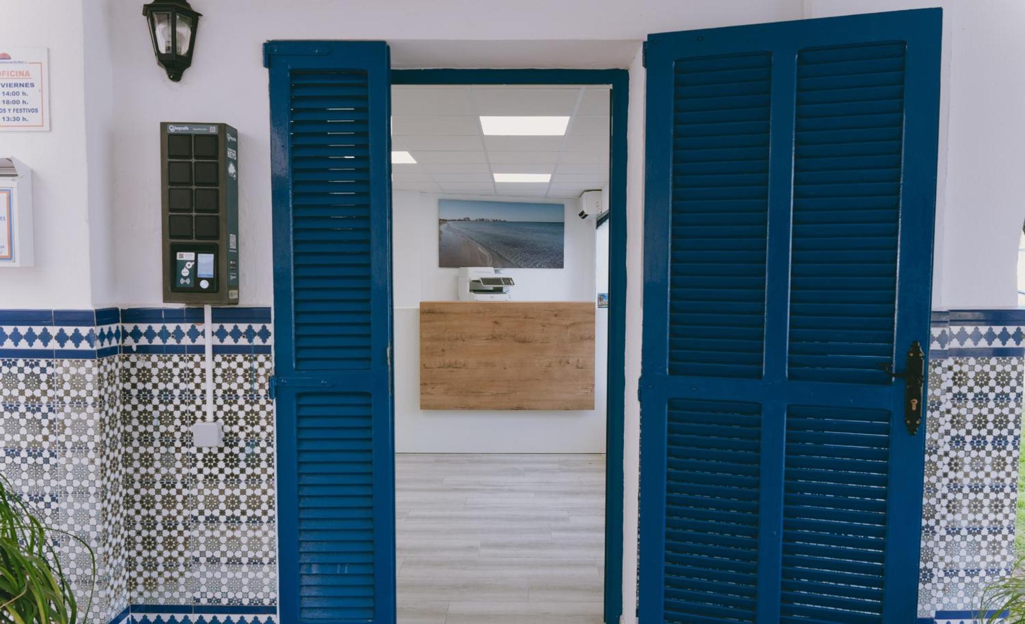 Apartamentos Punta Cormoran 라망가델마르메노 외부 사진
